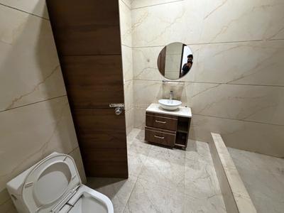 Bathroom Image of 1350 Sq.ft 2 BHK Builder Floor for rent in Bhai Randhir Singh Nagar Ludhiana for Rs. 23000