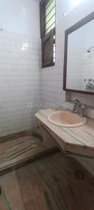 Bathroom Image of 2700 Sq.ft 2 BHK Builder Floor for rent in Panchsheel Park New Delhi for Rs. 80000