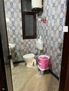 Bathroom Image of 800 Sq.ft 2 BHK Builder Floor for sale in Vikaspuri New Delhi for Rs. 8500000