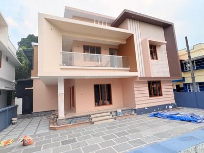 Image of 2200 Sq.ft 4 BHK Independent House for sale in Aluva, Kochi for Rs. 9000000
