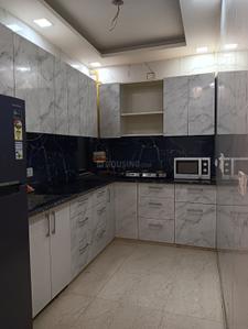 Kitchen Image of 950 Sq.ft 2 BHK Builder Floor for rent in Ramesh Nagar New Delhi for Rs. 40000