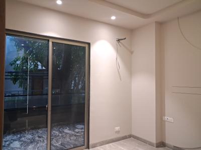 Bedroom Image of 1800 Sq.ft 3 BHK Builder Floor for sale in Paschim Vihar New Delhi for Rs. 36000000
