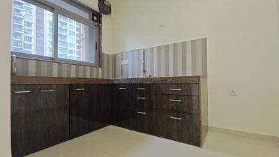 Kitchen Image of 855 Sq.ft 2 BHK Apartment / Flat for rent in Kalpataru Sunrise, Thane West Thane for Rs. 35000