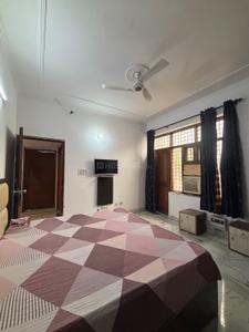 Bedroom Image of 1780 Sq.ft 3 BHK Independent House for rent in Sector 40 Gurgaon for Rs. 53000