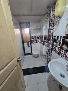 Image of 550 Sq.ft 1 BHK Apartment / Flat for rent in Kandivali East, Mumbai for Rs. 32000