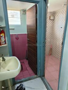 Bathroom Image of 900 Sq.ft 2 BHK Apartment / Flat for rent in Jule Solapur for Rs. 16000