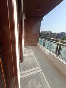 Balcony Image of 800 Sq.ft 2 BHK Builder Floor for rent in Janakpuri New Delhi for Rs. 36000