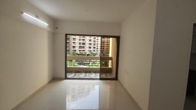 Evershine Amavi 303 Living Room 4