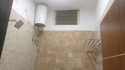 Bathroom Image of 680 Sq.ft 1 BHK Apartment / Flat for rent in Scheme No 140 Indore for Rs. 12500