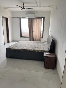 Bedroom Image of 1800 Sq.ft 2 BHK Apartment / Flat for rent in Paldi Ahmedabad for Rs. 22000