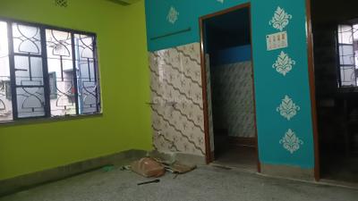 Living Room Image of 600 Sq.ft 1.5 BHK Apartment / Flat for rent in Dum Dum Kolkata for Rs. 8000