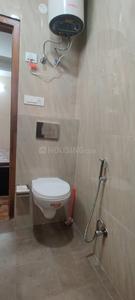 Bathroom Image of 2800 Sq.ft 6 BHK Independent House for rent in Jaypee Kensington Park Plot Phase 2, Sector 133 Noida for Rs. 160000