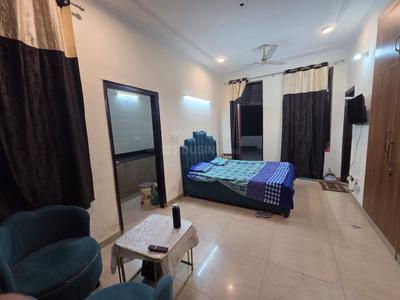 Hall Image of 2000 Sq.ft 3 BHK Apartment / Flat for sale in CGHS Udyog Vihar, Sector 22 Dwarka New Delhi for Rs. 28500000