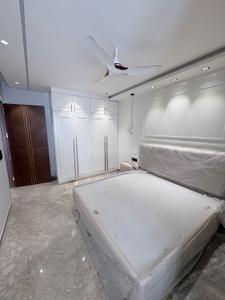 Bedroom Image of 1600 Sq.ft 3 BHK Builder Floor for sale in Surya Niketan New Delhi for Rs. 30000000