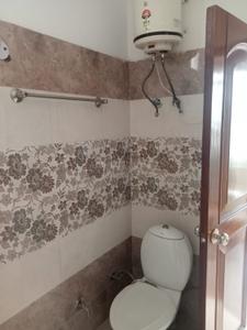 Bathroom Image of 2143 Sq.ft 1 BHK Independent House for rent in Sector 17 Gurgaon for Rs. 15000