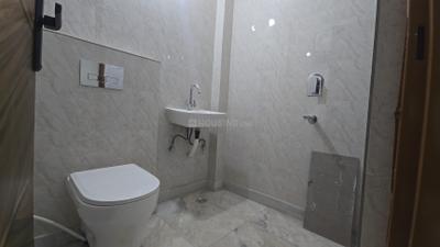 Image of 950 Sq.ft 3 BHK Builder Floor for sale in Ashok Vihar, New Delhi for Rs. 12000000