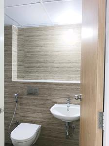 Common Bathroom Image of 745 Sq.ft 2 BHK Apartment / Flat for rent in Lodha Palava Premier, Dombivli East Thane for Rs. 15000