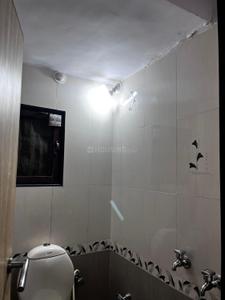 Bathroom Image of 1000 Sq.ft 2 BHK Apartment / Flat for rent in Shanti Sagar Apartment, Vashi Navi Mumbai for Rs. 42000