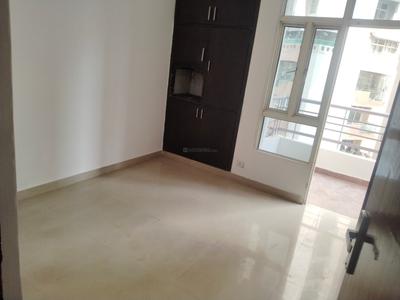 Bedroom Image of 800 Sq.ft 2 BHK Apartment / Flat for sale in Supertech Livingston, Crossings Republik Ghaziabad for Rs. 6800000