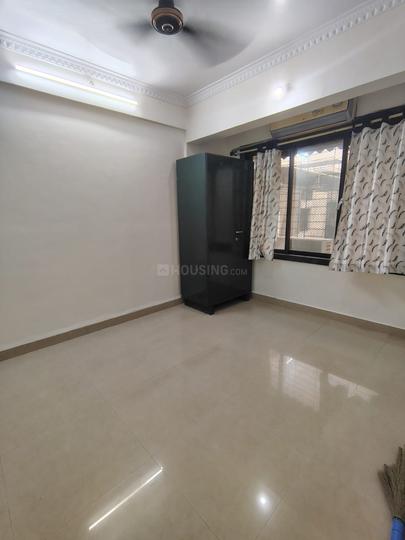 Opp nerul station Bedroom 1