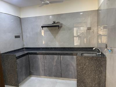 Kitchen Image of 575 Sq.ft 1.5 BHK Apartment / Flat for sale in Paras EL Signora, Andheri West Mumbai for Rs. 15000000