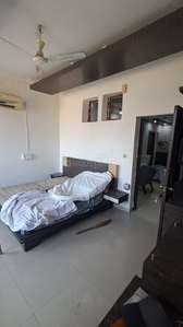 Bedroom Image of 550 Sq.ft 1 RK Builder Floor for rent in Safdarjung Development Area New Delhi for Rs. 35000