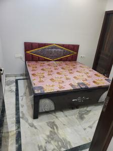 Bedroom Image of 720 Sq.ft 2 BHK Builder Floor for sale in Mukherjee Nagar New Delhi for Rs. 6700000
