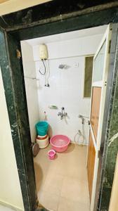 Image of 860 Sq.ft 2 BHK Apartment / Flat for rent in Gayatri Darshan, Kandivali East, Mumbai for Rs. 52500