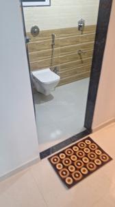 Bathroom Image of 785 Sq.ft 2 BHK Apartment / Flat for rent in Shree Crest And Celestia, Mulund East Mumbai for Rs. 42000