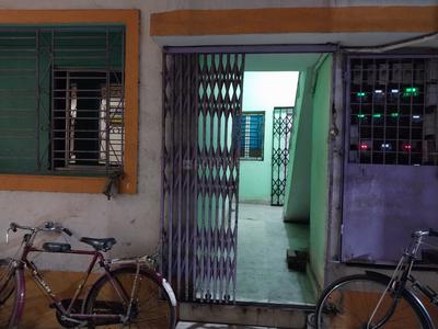 Image of 660 Sq.ft 2 BHK Builder Floor for sale in Paikpara, Kolkata for Rs. 2150000