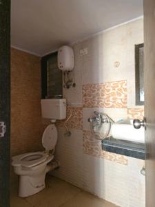 Common Bathroom Image of 1000 Sq.ft 2 BHK Apartment / Flat for sale in Agarwal Lifestyle, Virar West Virar for Rs. 6000000