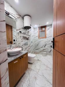 Bathroom Image of 2000 Sq.ft 4 BHK Apartment / Flat for sale in Saket New Delhi for Rs. 17200000