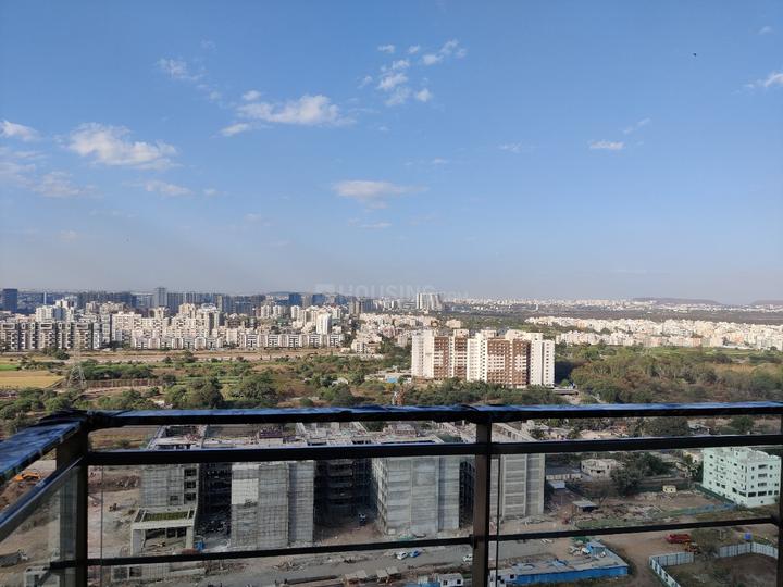 Amanora Adreno Towers Main Image 1