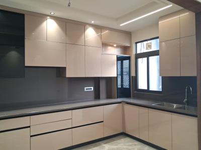 Kitchen Image of 2250 Sq.ft 4 BHK Builder Floor for sale in New Builder Floors, Paschim Vihar New Delhi for Rs. 45000000