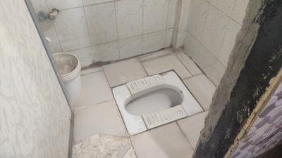Bathroom Image of 550 Sq.ft 1 BHK Apartment / Flat for sale in Kamothe Navi Mumbai for Rs. 4500000