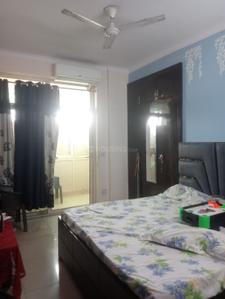 Bedroom Image of 1606 Sq.ft 3 BHK Apartment / Flat for sale in Mahagun Mascot, Crossings Republik Ghaziabad for Rs. 16000000