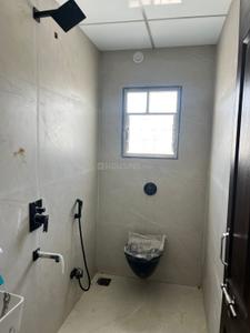 Bathroom Image of 810 Sq.ft 2 BHK Apartment / Flat for sale in Manjari Budruk Pune for Rs. 4100000