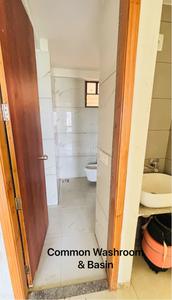 Bathroom Image of 1800 Sq.ft 3 BHK Apartment / Flat for rent in Shypram Parisar, Ognaj Ahmedabad for Rs. 20000
