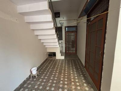 Balcony Image of 900 Sq.ft 3 BHK Independent House for rent in Kargaina Bareilly for Rs. 8000