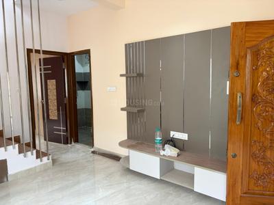 Bedroom Image of 1100 Sq.ft 2 BHK Apartment / Flat for rent in Malleswaram Bengaluru for Rs. 40000