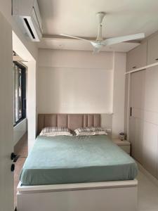 Bedroom Image of 900 Sq.ft 2.5 BHK Apartment / Flat for sale in Grant Road Mumbai for Rs. 40000000