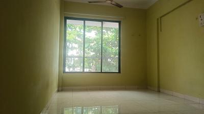 Living Room Image of 615 Sq.ft 1 BHK Apartment / Flat for sale in Seawoods Navi Mumbai for Rs. 7300000