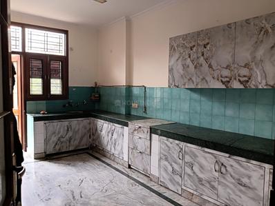 Kitchen Image of 3000 Sq.ft 6 BHK Villa for rent in Greenwoods Society, Omega IV Greater Noida for Rs. 70000