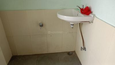 Bathroom Image of 200 Sq.ft 1 RK Duplex for rent in Vaishali Nagar Indore for Rs. 4000