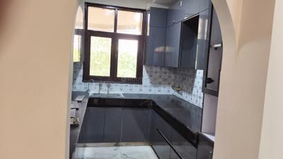 Kitchen Image of 2400 Sq.ft 4 BHK Apartment / Flat for rent in Sector 11 Dwarka New Delhi for Rs. 60000