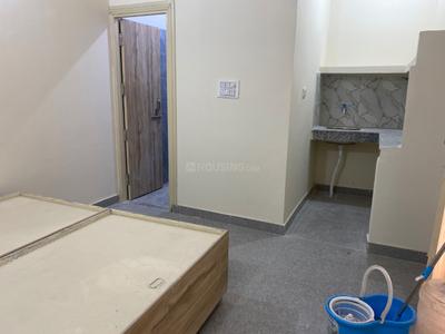 Bedroom Image of 380 Sq.ft 1 RK Apartment / Flat for rent in Sector 44 Noida for Rs. 12000