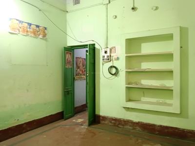 Bedroom Image of 2200 Sq.ft 7 BHK Independent House for sale in Behala Kolkata for Rs. 14000000
