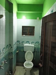 Bathroom Image of 620 Sq.ft 2 BHK Builder Floor for sale in Baranagar Kolkata for Rs. 2200000