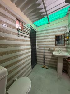Bathroom Image of 1008 Sq.ft 6 BHK Independent House for sale in Sector 28 Faridabad for Rs. 39000000