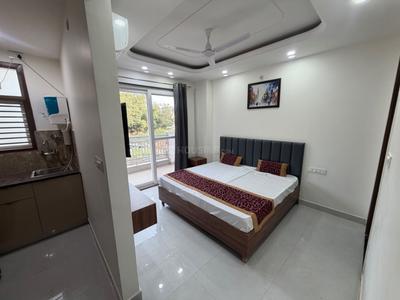 Bedroom Image of 980 Sq.ft 1 BHK Builder Floor for rent in HUDA Plot Sector 38, Sector 38 Gurgaon for Rs. 33000